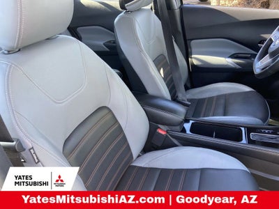 2021 Nissan Kicks SR