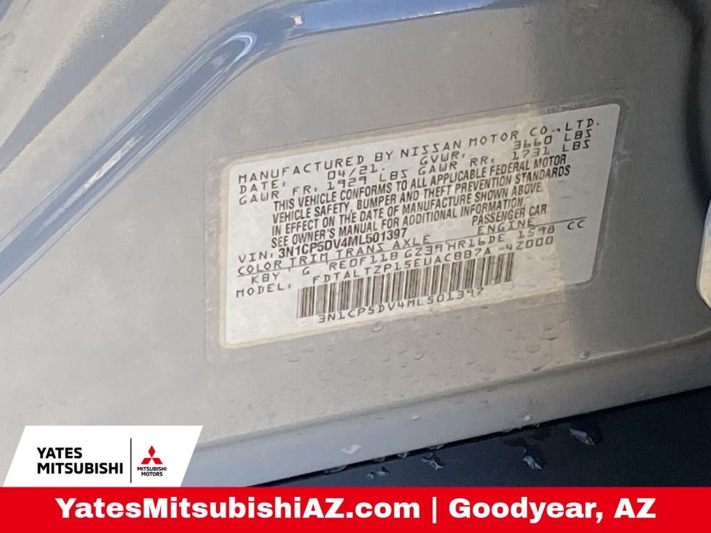 2021 Nissan Kicks SR