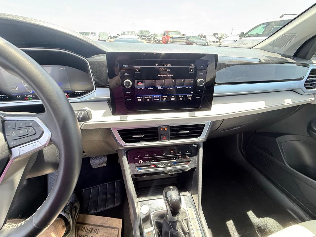 2025 Volkswagen Taos 1.5T SE