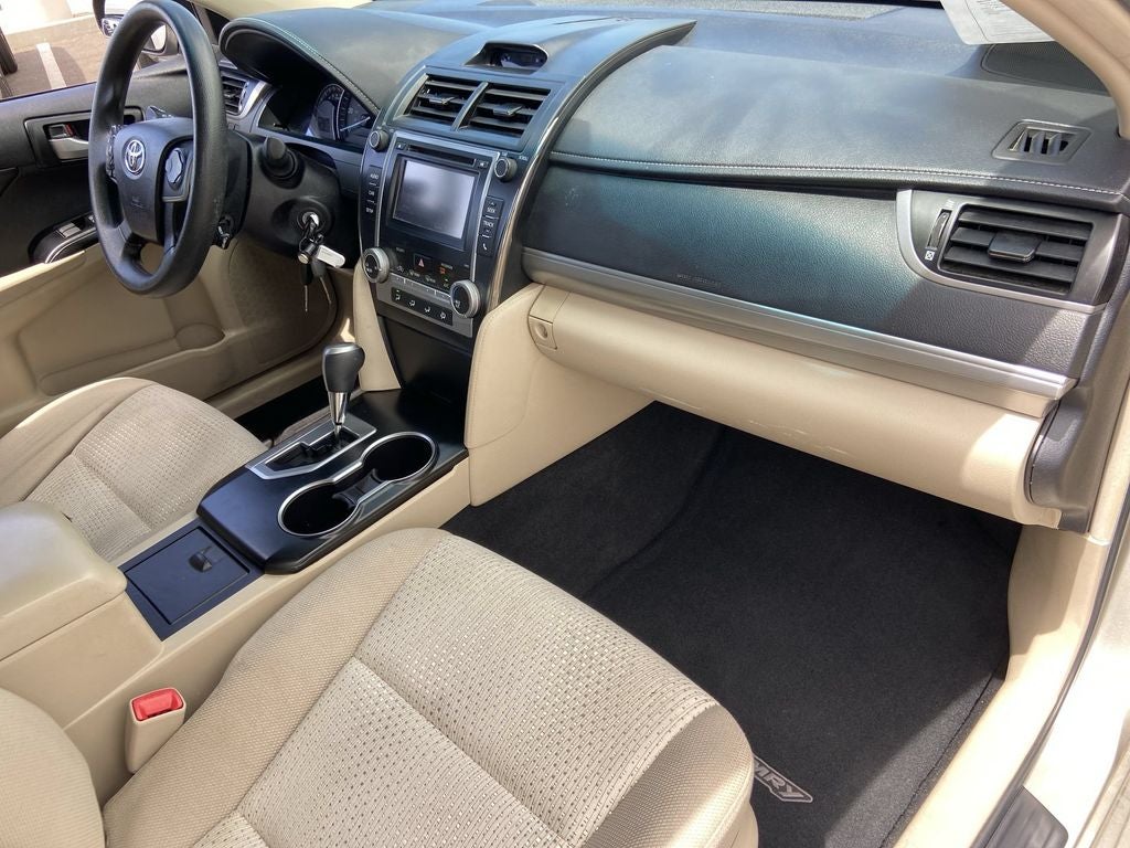 2014 Toyota Camry LE