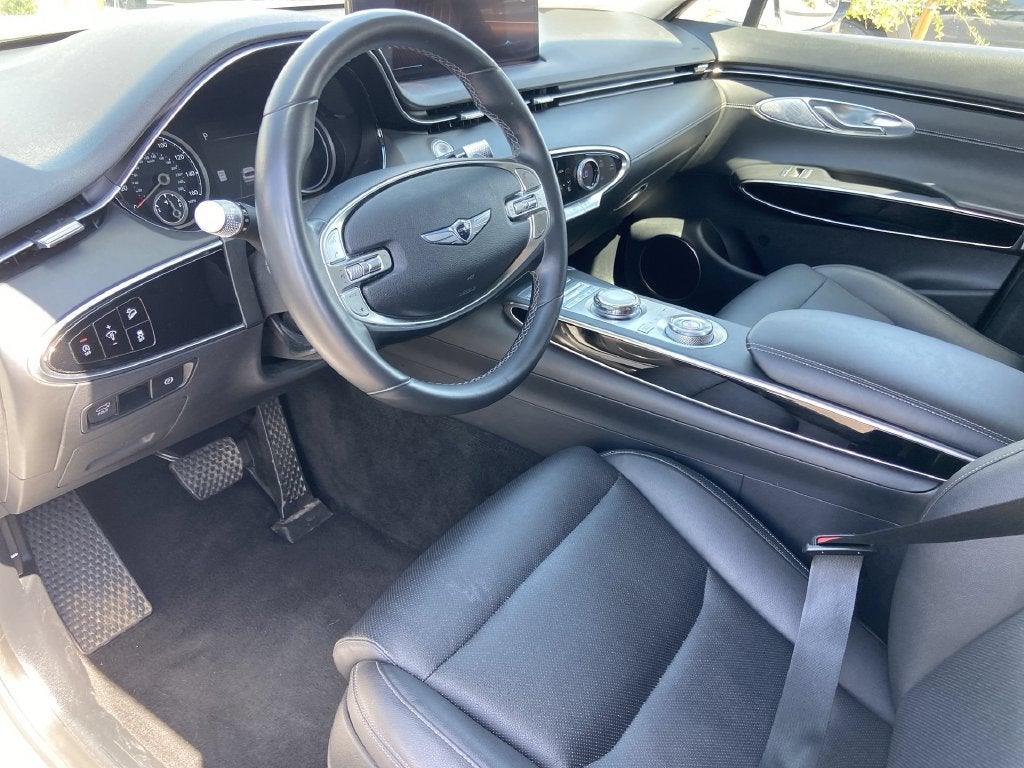 2025 Genesis GV70 2.5T