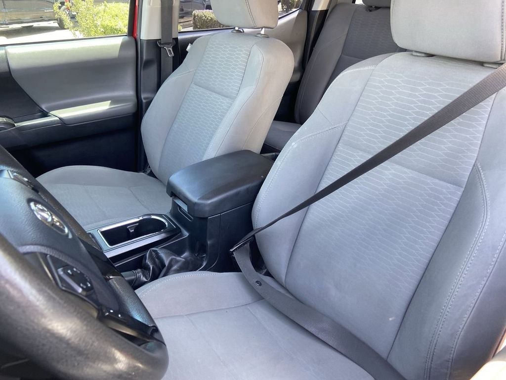 2018 Toyota Tacoma SR V6