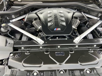 2023 BMW X7 M60i