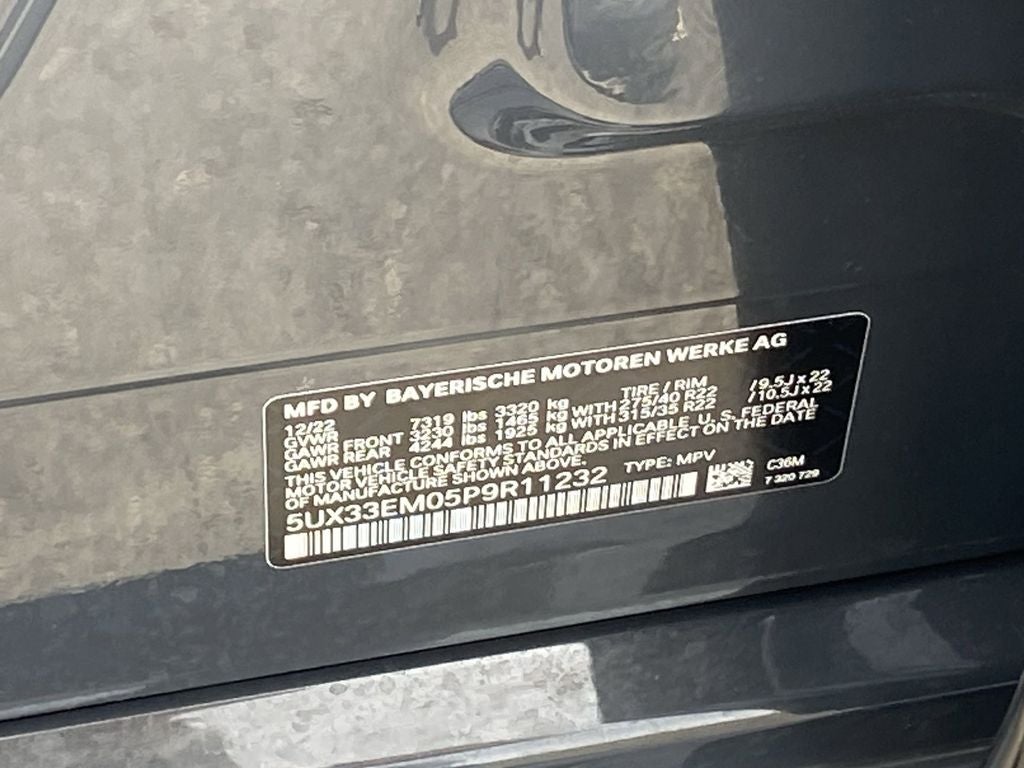 2023 BMW X7 M60i