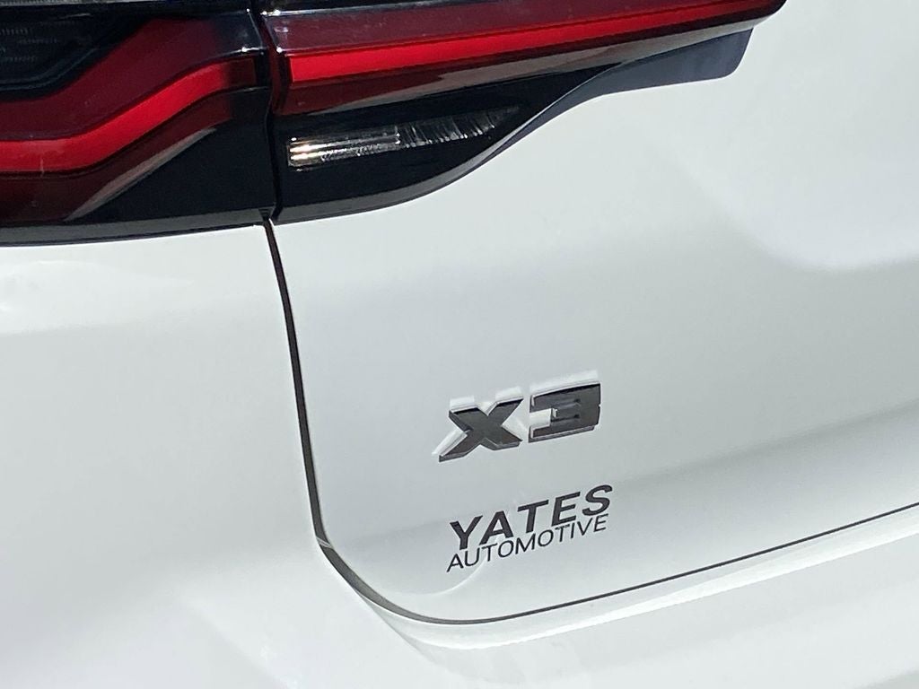 2023 BMW X3 M40i