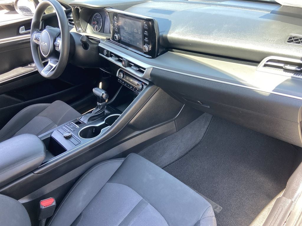 2022 Kia K5 LXS
