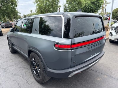 2024 Rivian R1S Adventure