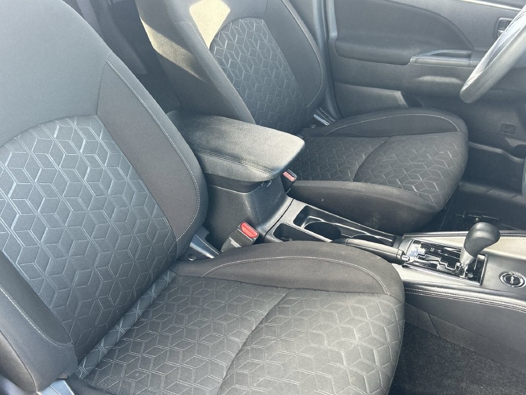 2025 Mitsubishi Outlander Sport 2.0 ES