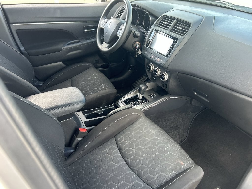2025 Mitsubishi Outlander Sport 2.0 ES
