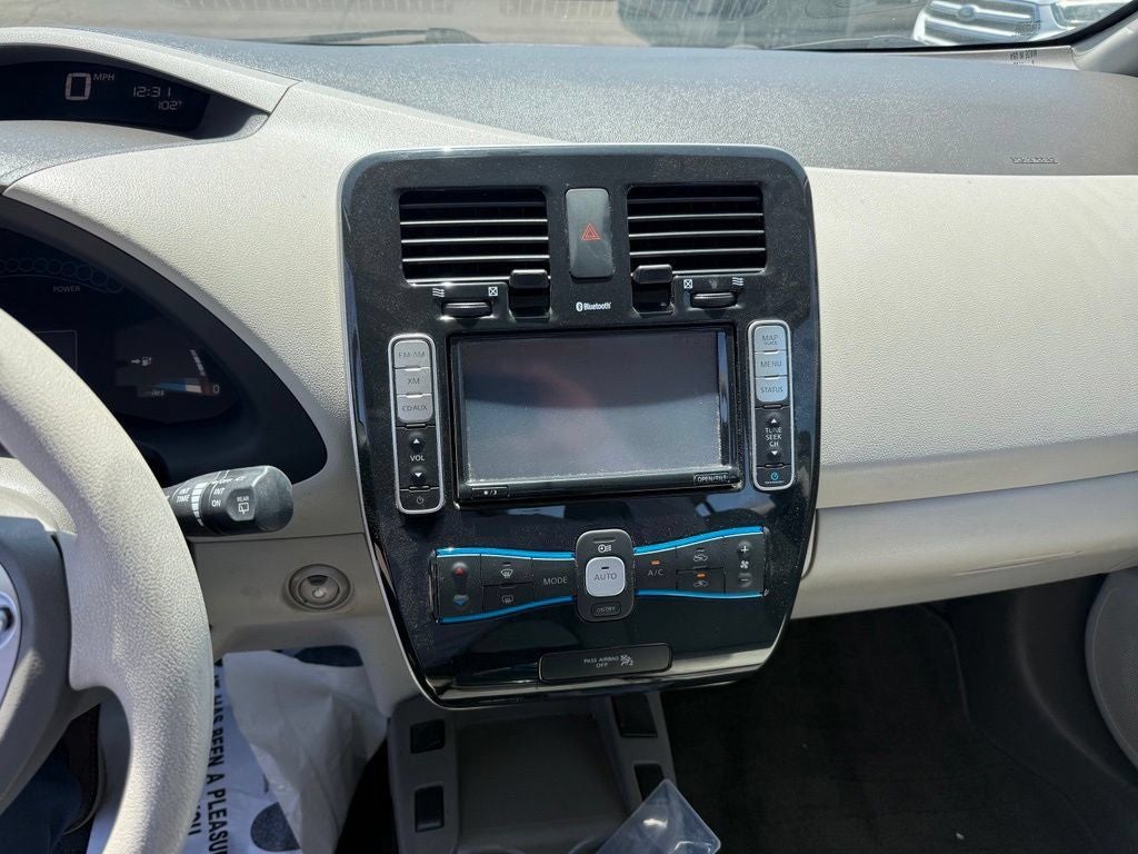 2011 Nissan Leaf SV