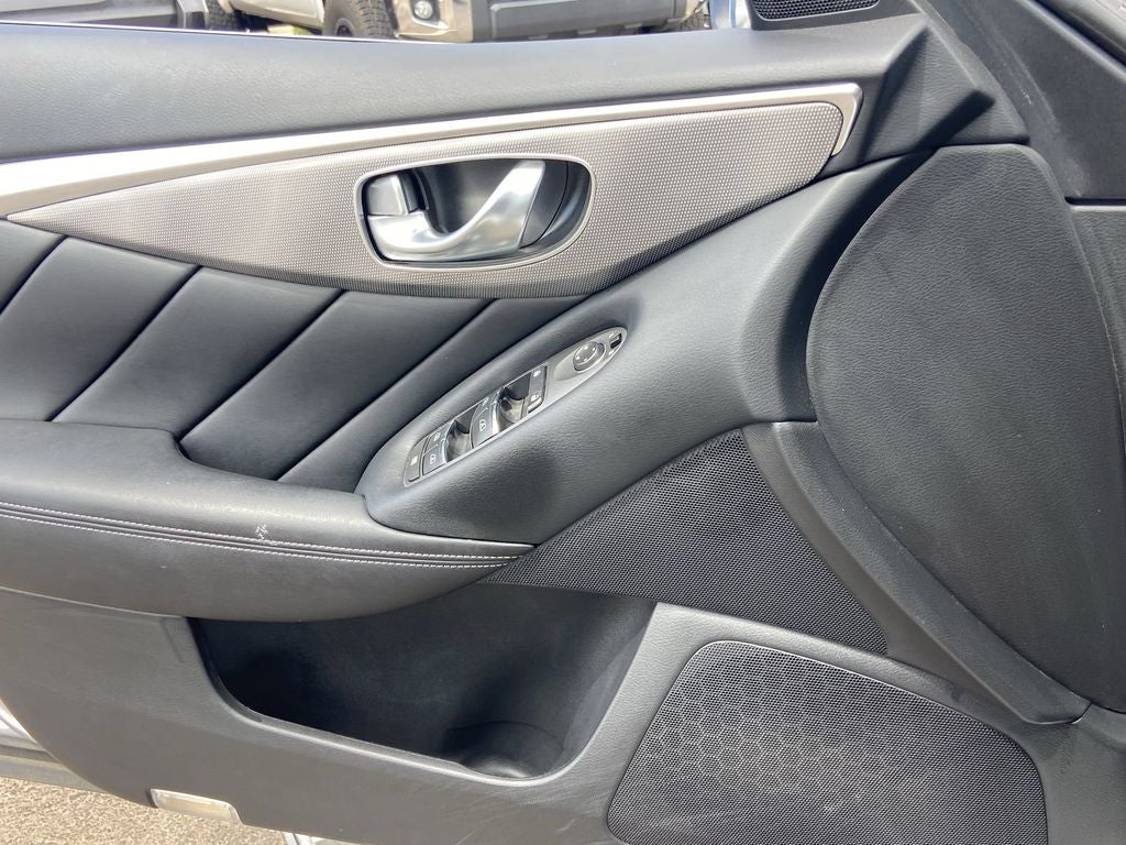 2015 INFINITI Q50 Premium