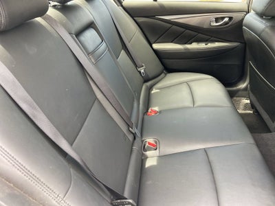 2015 INFINITI Q50 Premium
