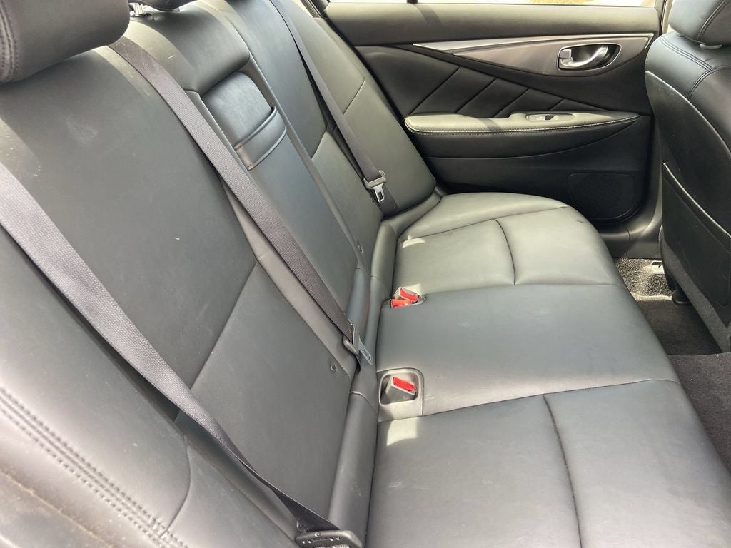 2015 INFINITI Q50 Premium