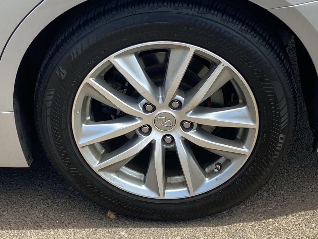 2015 INFINITI Q50 Premium