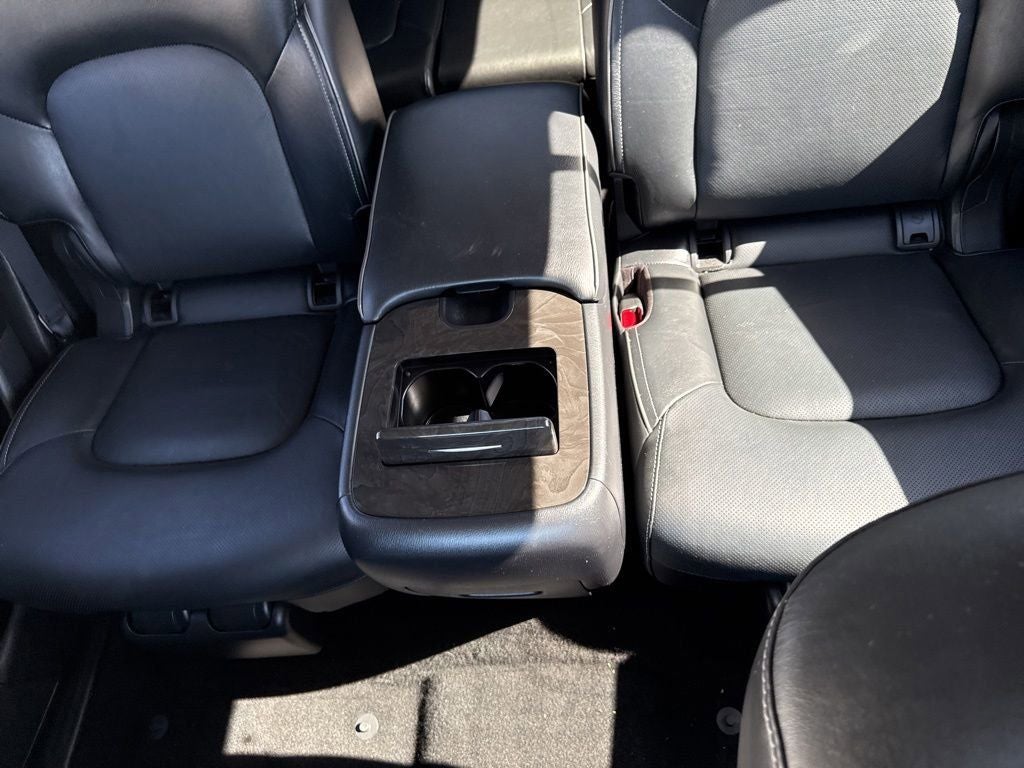 2024 INFINITI QX80 LUXE