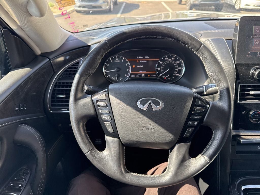 2024 INFINITI QX80 LUXE