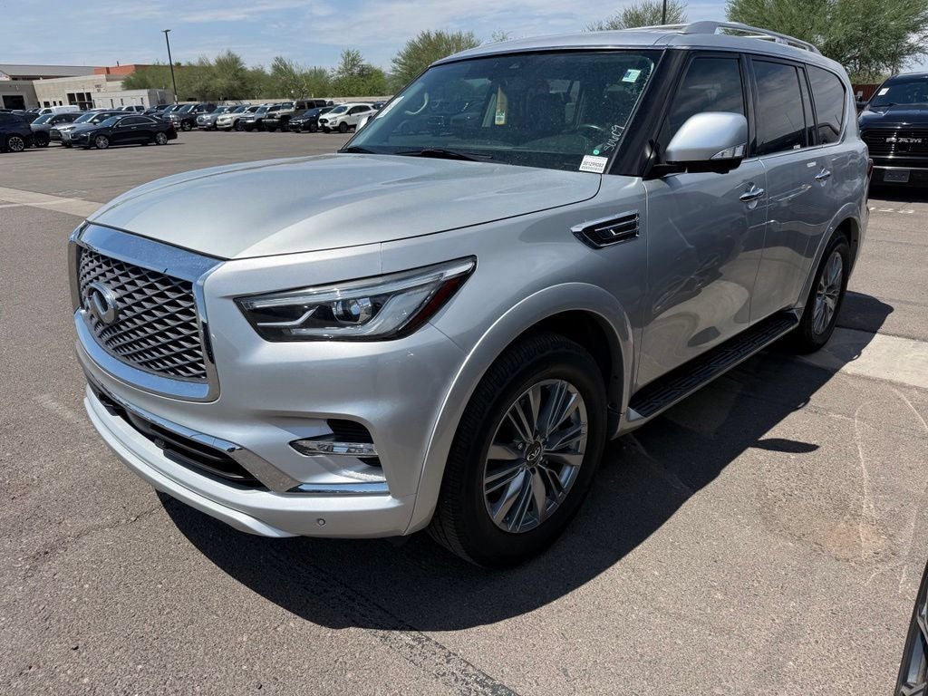 2022 INFINITI QX80 LUXE