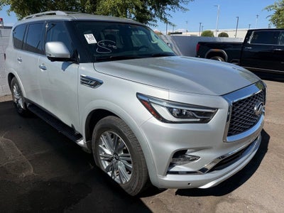 2022 INFINITI QX80 LUXE