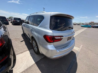 2022 INFINITI QX80 LUXE