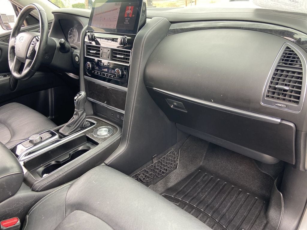 2022 INFINITI QX80 LUXE