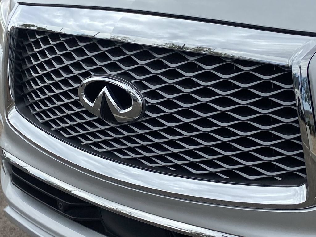 2022 INFINITI QX80 LUXE