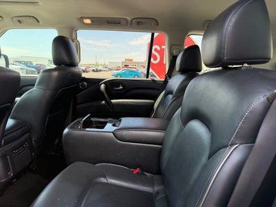 2022 INFINITI QX80 LUXE