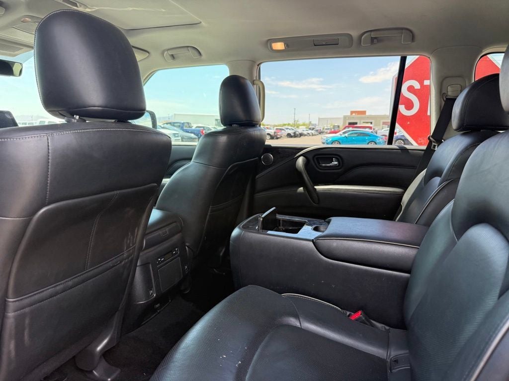 2022 INFINITI QX80 LUXE
