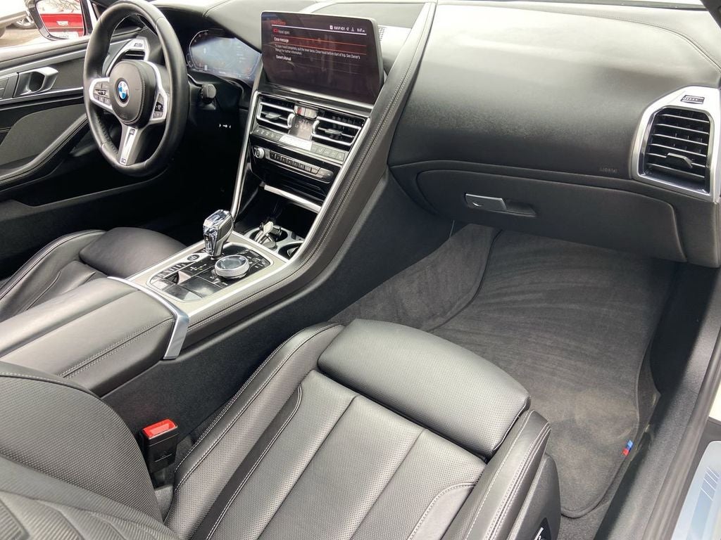 2023 BMW 8 Series 840i