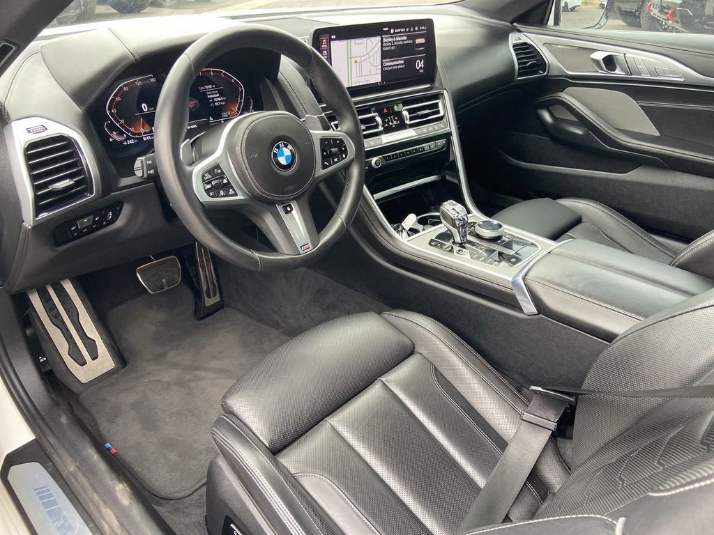 2023 BMW 8 Series 840i